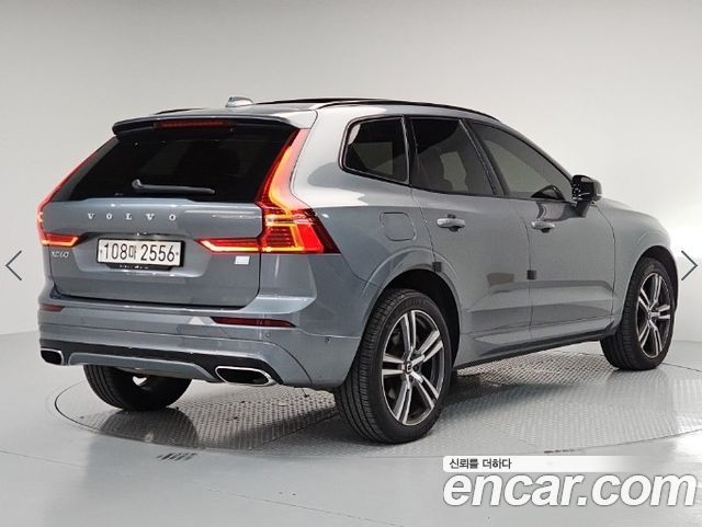 Volvo XC60 T8 R-Design — пробег 190 370 км — фото 4 из 5