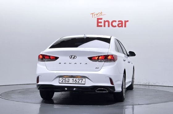 Hyundai Sonata 2.0 Style — пробег 119 004 км — фото 4 из 5