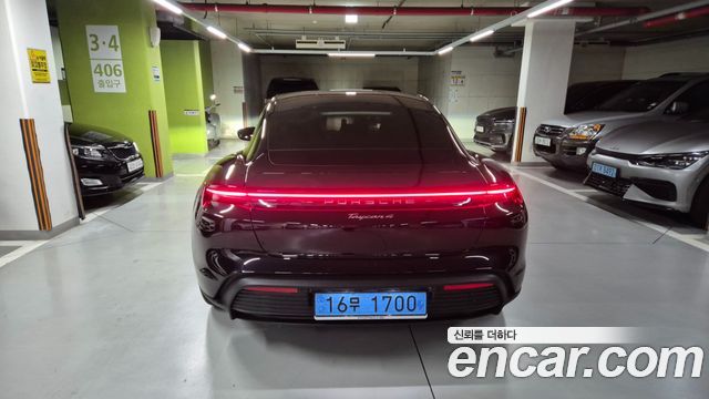 Porsche Taycan Base 4 — пробег 16 700 км — фото 4 из 5