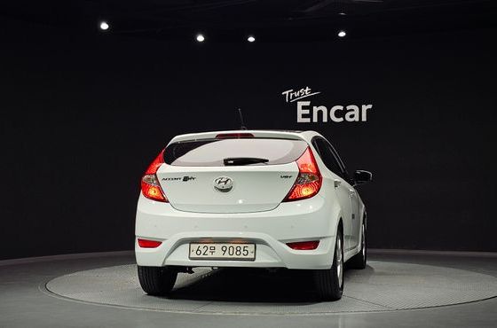 Hyundai Accent Diesel WIT 1.6 VGT Premier — пробег 155 591 км — фото 4 из 5