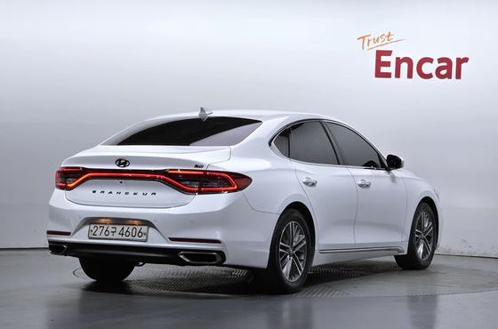 Hyundai Grandeur 2.4 Premium — пробег 103 437 км — фото 2 из 5