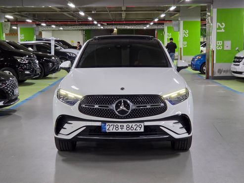 Mercedes-Benz GLC-Class GLC300 4MATIC Coupe — пробег 17 814 км — фото 2 из 5