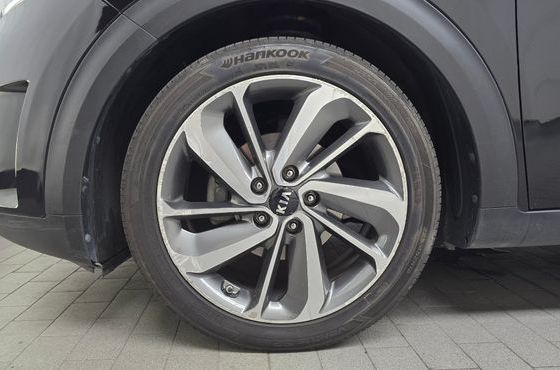 Kia Niro Prestige — пробег 161 530 км — фото 5 из 5