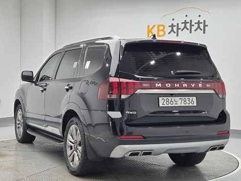 Kia Mohave Diesel 3.0 4WD 6-Seater Platinum — пробег 117 262 км — фото 2 из 5