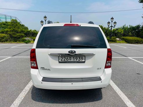 Kia Carnival Grand Carnival GLX Deluxe — пробег 181 270 км — фото 5 из 5