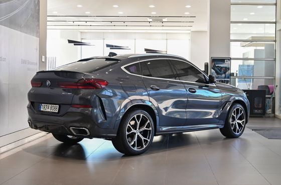 BMW X6 xDrive40i M Sport — пробег 51 201 км — фото 2 из 5