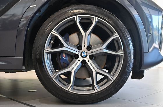 BMW X6 xDrive40i M Sport — пробег 51 201 км — фото 5 из 5