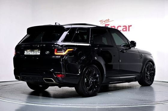 Land Rover Range Rover Sport 3.0 SDV6 HSE Dynamic — пробег 71 937 км — фото 2 из 5