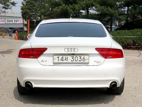 Audi A7 3.0 TFSI Quattro Dynamic 4G — пробег 208 984 км — фото 4 из 5