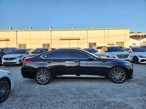 Hyundai Genesis G380 Exclusive AWD — пробег 211 920 км — фото 5 из 5