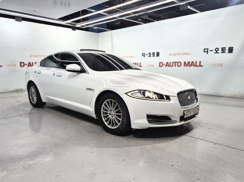 Jaguar XF 2.2D Luxury X250 — пробег 120 900 км — фото 5 из 5
