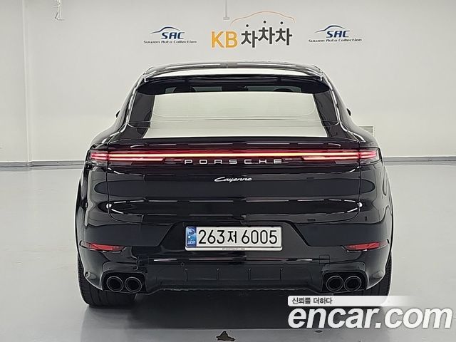 Porsche Cayenne 3.0 E-Hybrid Coupe — пробег 7 364 км — фото 3 из 5