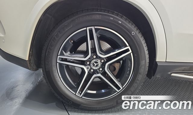 Mercedes-Benz GLE-Class GLE450 4MATIC — пробег 69 237 км — фото 5 из 5