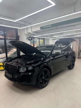 Bentley Bentayga 4.0 V8 S — пробег 3 450 км — фото 1 из 5