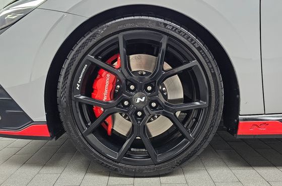 Hyundai AVANTE 2.0 N — пробег 47 250 км — фото 5 из 5