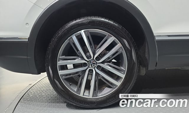 Volkswagen Tiguan из Кореи Encar