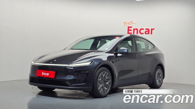Tesla Model Y L Long Range AWD — пробег 94 км — фото 1 из 5