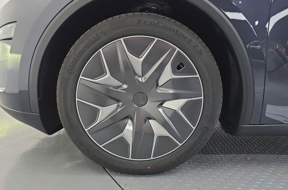 Tesla Model Y L Long Range AWD — пробег 94 км — фото 5 из 5