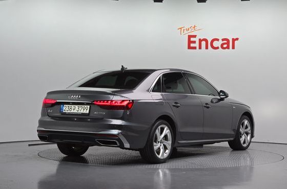 Audi A4 40 TFSI Premium — пробег 77 329 км — фото 2 из 5