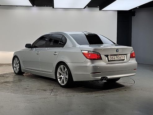 BMW 5-Series 535i Sedan — пробег 32 084 км — фото 3 из 5