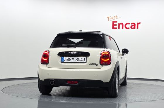 Mini Cooper Standard 3rd — пробег 156 393 км — фото 4 из 5