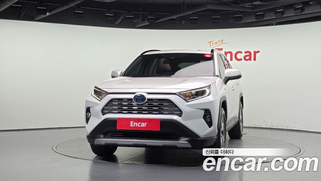 Toyota RAV4 2.5 4WD Hybrid — пробег 97 168 км — фото 3 из 5