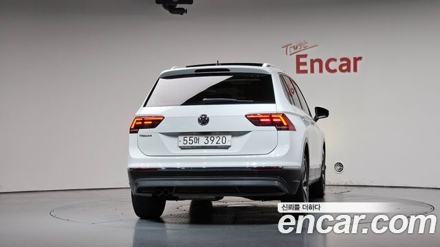 Volkswagen Tiguan из Кореи Encar