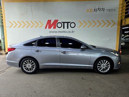 Hyundai Sonata 2.0 Care+ — пробег 72 422 км — фото 4 из 5