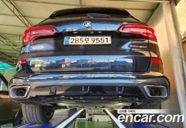 BMW X5 xDrive 40d M Sport — пробег 43 672 км — фото 2 из 2