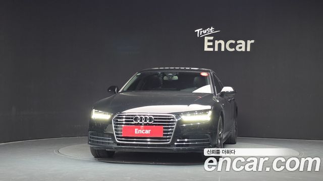 Audi A7 40 TDI Premium 4G — пробег 113 126 км — фото 3 из 5