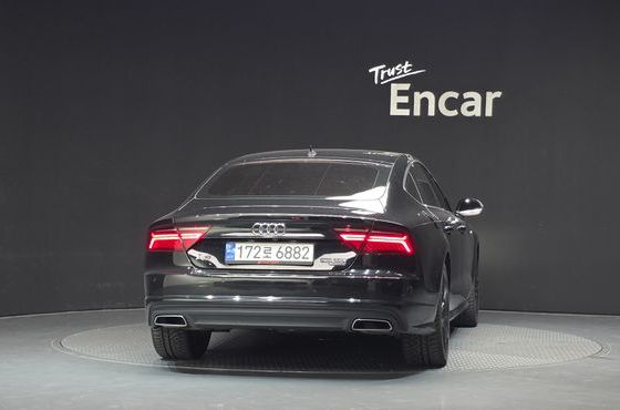 Audi A7 40 TDI Premium 4G — пробег 113 126 км — фото 4 из 5