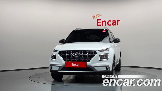 Hyundai Venue 1,6 Premium — пробег 12 293 км — фото 3 из 5