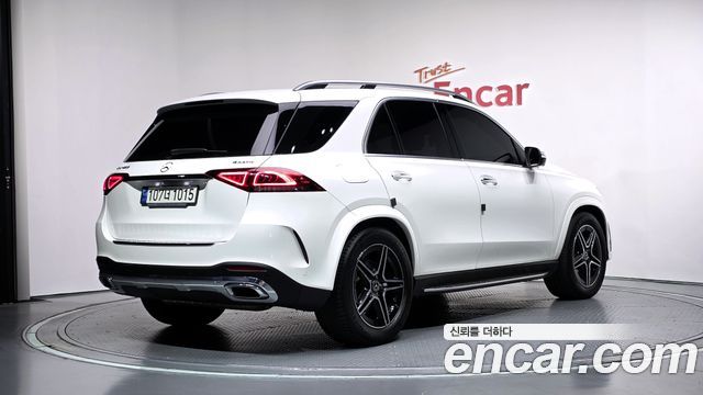 Mercedes-Benz GLE-Class GLE450 4MATIC — пробег 69 618 км — фото 2 из 5