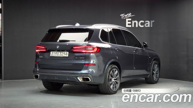 BMW X5 xDrive 30d M Sport — пробег 129 379 км — фото 2 из 5