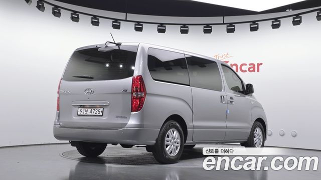 Hyundai Starex 3-Seater VAN Smart — пробег 130 474 км — фото 2 из 5