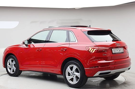 Audi Q3 35 TDI Premium — пробег 18 142 км — фото 2 из 5