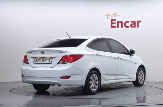Hyundai Accent 1.4 VVT Smart — пробег 156 223 км — фото 2 из 5