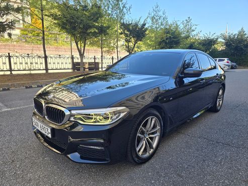 BMW 5-Series 520d xDrive M Sport Package Plus — пробег 179 600 км — фото 1 из 5