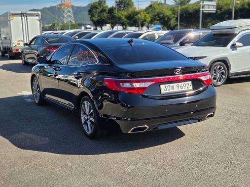 Hyundai Grandeur HG240 Modern — пробег 132 000 км — фото 2 из 5