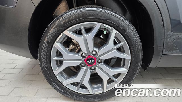 Kia Seltos из Кореи Encar