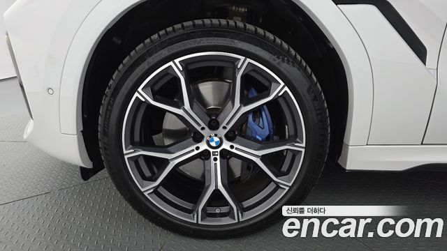 BMW X6 xDrive40i M Sport — пробег 73 043 км — фото 5 из 5