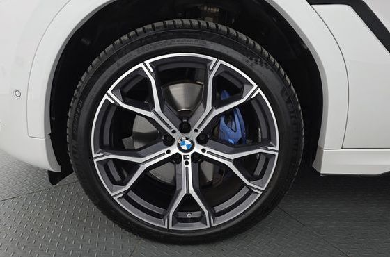BMW X6 xDrive40i M Sport — пробег 73 043 км — фото 5 из 5