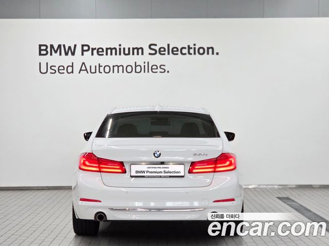 BMW 5-Series 530i Luxury Plus — пробег 117 230 км — фото 4 из 5