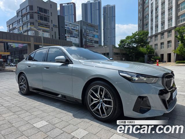 BMW i5 eDrive 40 M Sport — пробег 524 км — фото 3 из 5
