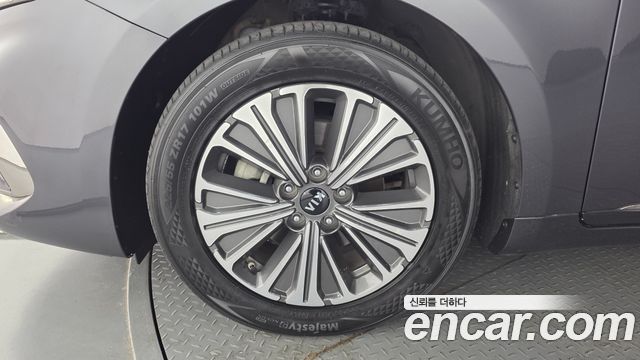 Kia K7 из Кореи Encar
