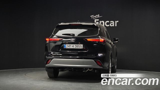Toyota Highlander 2.5 4WD Platimum — пробег 1 417 км — фото 4 из 5