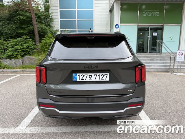 Kia Sorento HEV 1.6 4WD Signature X Line — пробег 1 352 км — фото 4 из 5