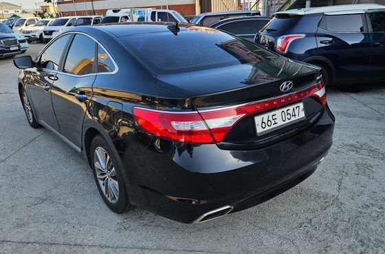 Hyundai Grandeur HG240 Modern Collection — пробег 220 293 км — фото 5 из 5