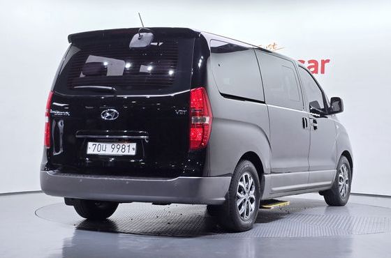 Hyundai Starex 12-Seater Wagon Modern Special — пробег 126 520 км — фото 2 из 5