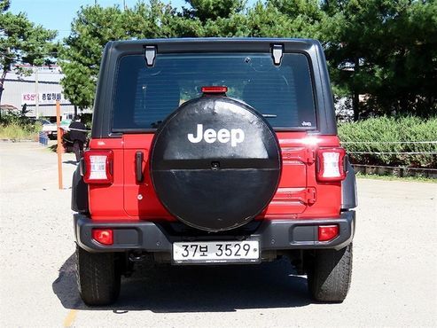 Jeep Wrangler 2.0 Sport 4Door — пробег 67 242 км — фото 4 из 5